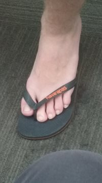 Really sexy candid male feet about 19 - 20 years old.