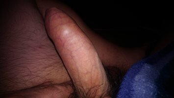 Anybody like to suck my cock please? X