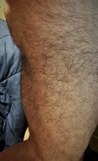 My muscular thigh pic . I am getting older but was very  muscular when youn...