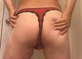 This butt is for you!!!  Feel free to leave comments!!
