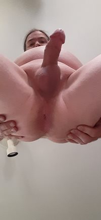 I want to ride it hard cock today  8/4/2020