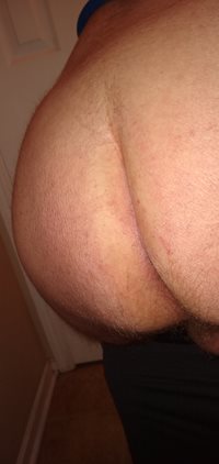 Sometimes it's hard to take a pic of your own ass