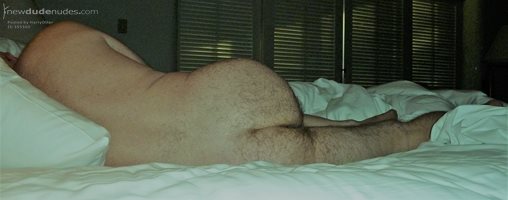 Flashback photo: Hairy ass in the morning