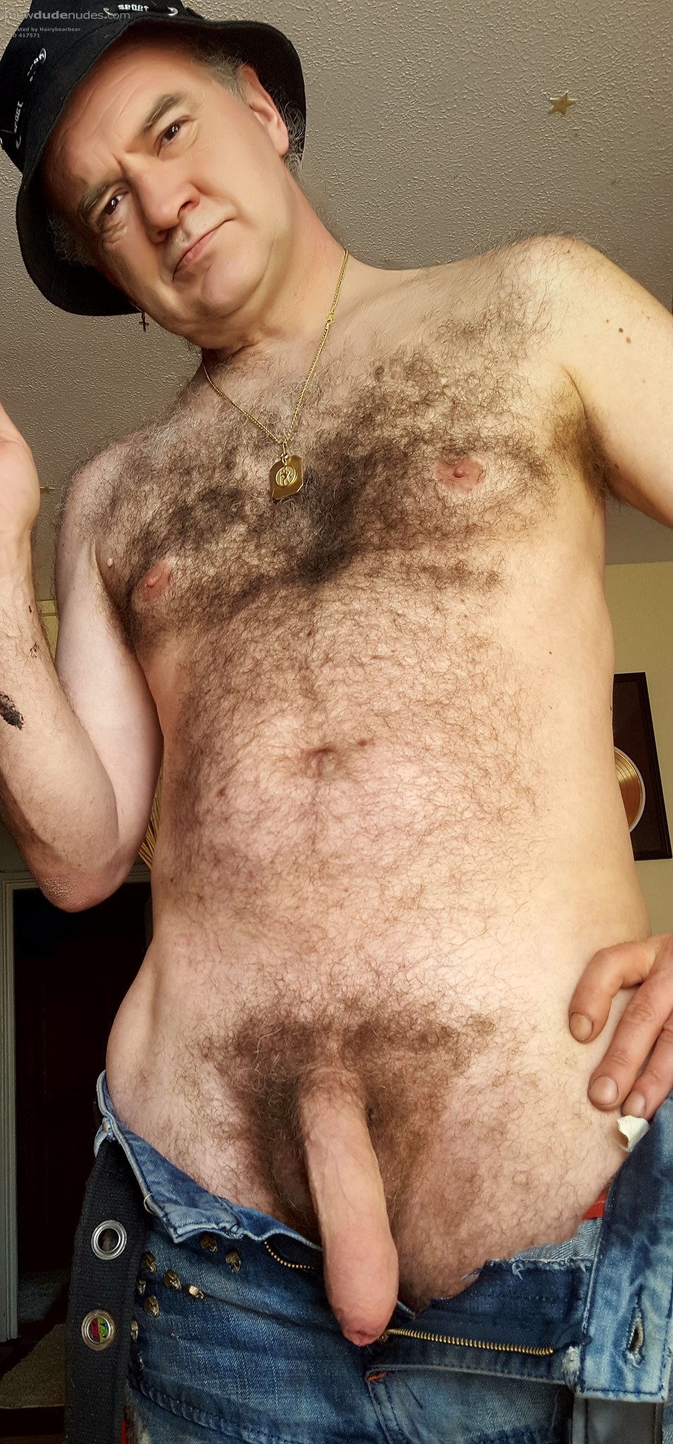 Please send a message if you want to see more. 😊😊😉