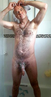 Somebody asked for a shower pic. Not sure if this any good?, 😊
