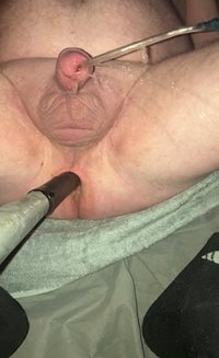 Bat up my brown hole and a tube cath in my dick hole notice I lost control ...