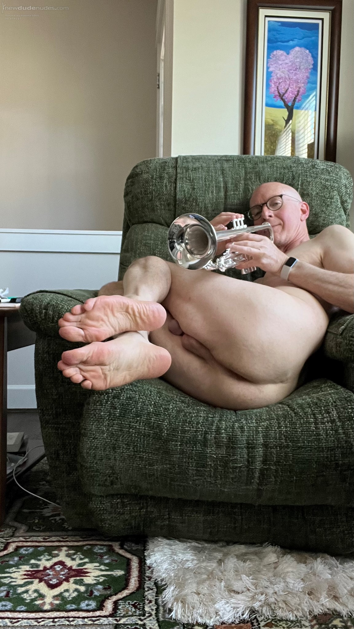 Yes I like practicing naked!