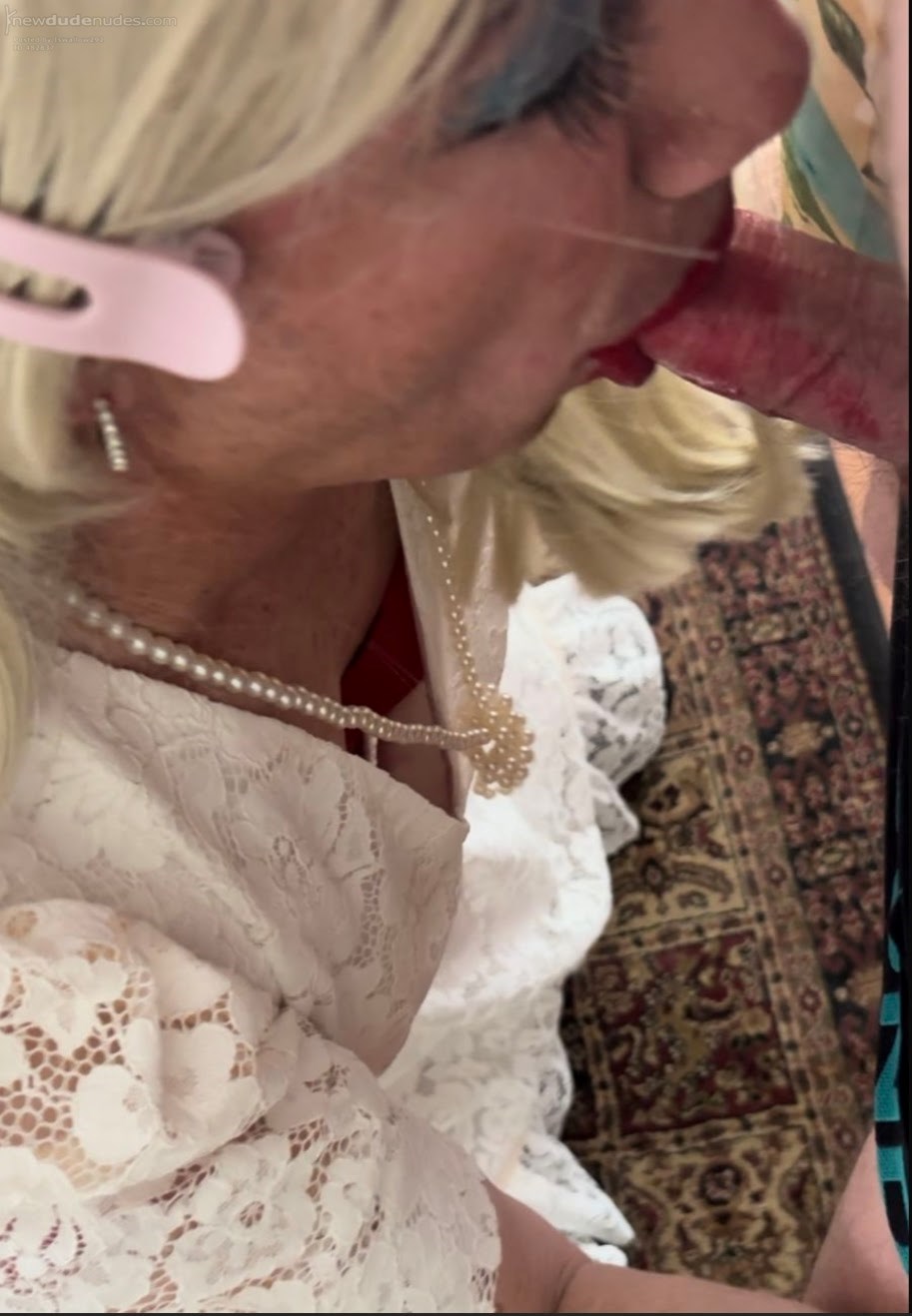 The proper way to greet guests to my home 💓