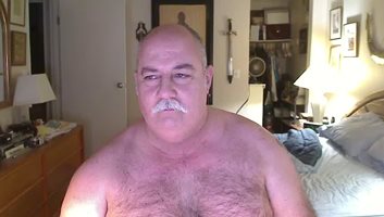 320 lbs of silly (my first use of a webcam January 2011, age 60)