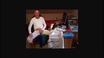 Jerking off and cum in and out of long white Long Johns underweear (Lange U...